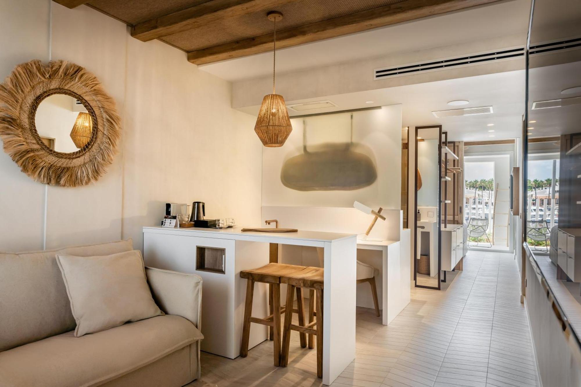Lago Resort Menorca - Suites Del Lago Adults Only Калан-Бош Экстерьер фото